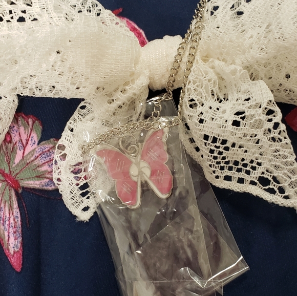 Butterfly Girls Dress with Scarf and Necklace - Picture 3 of 6